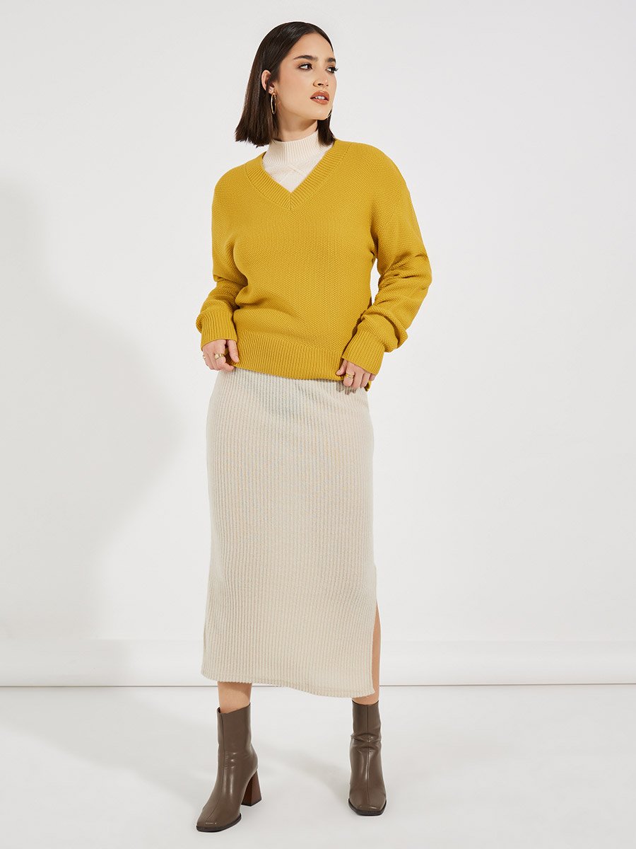 Boxy Fit Regular Length Chunky Knit V Neck Sweater