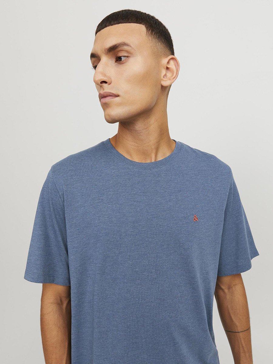 Solid Crew Neck T-Shirt with Logo Detail
