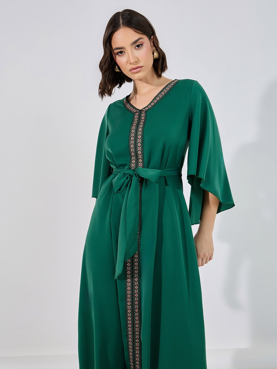 Cape Sleeve Jalabiya with Lace Trim
