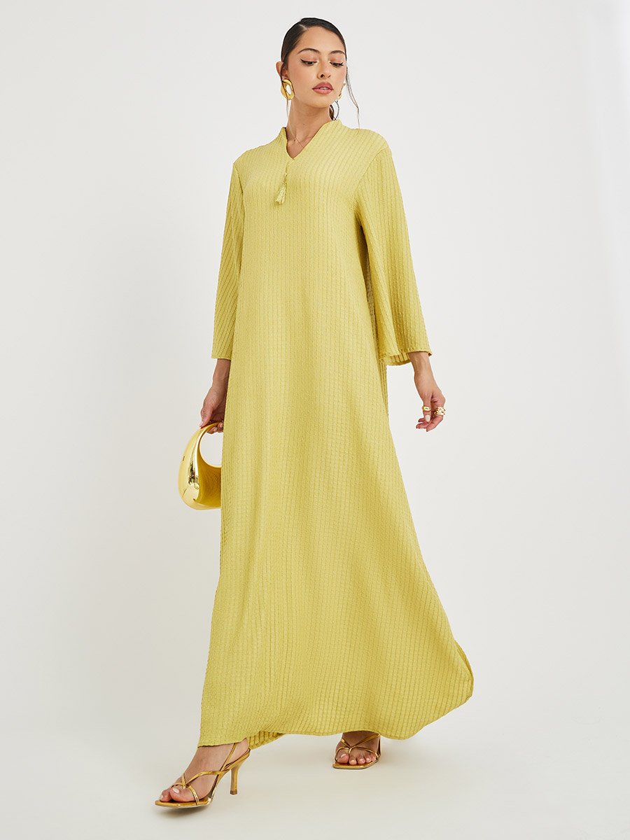 Textured Jalabiya with Tassel Detail