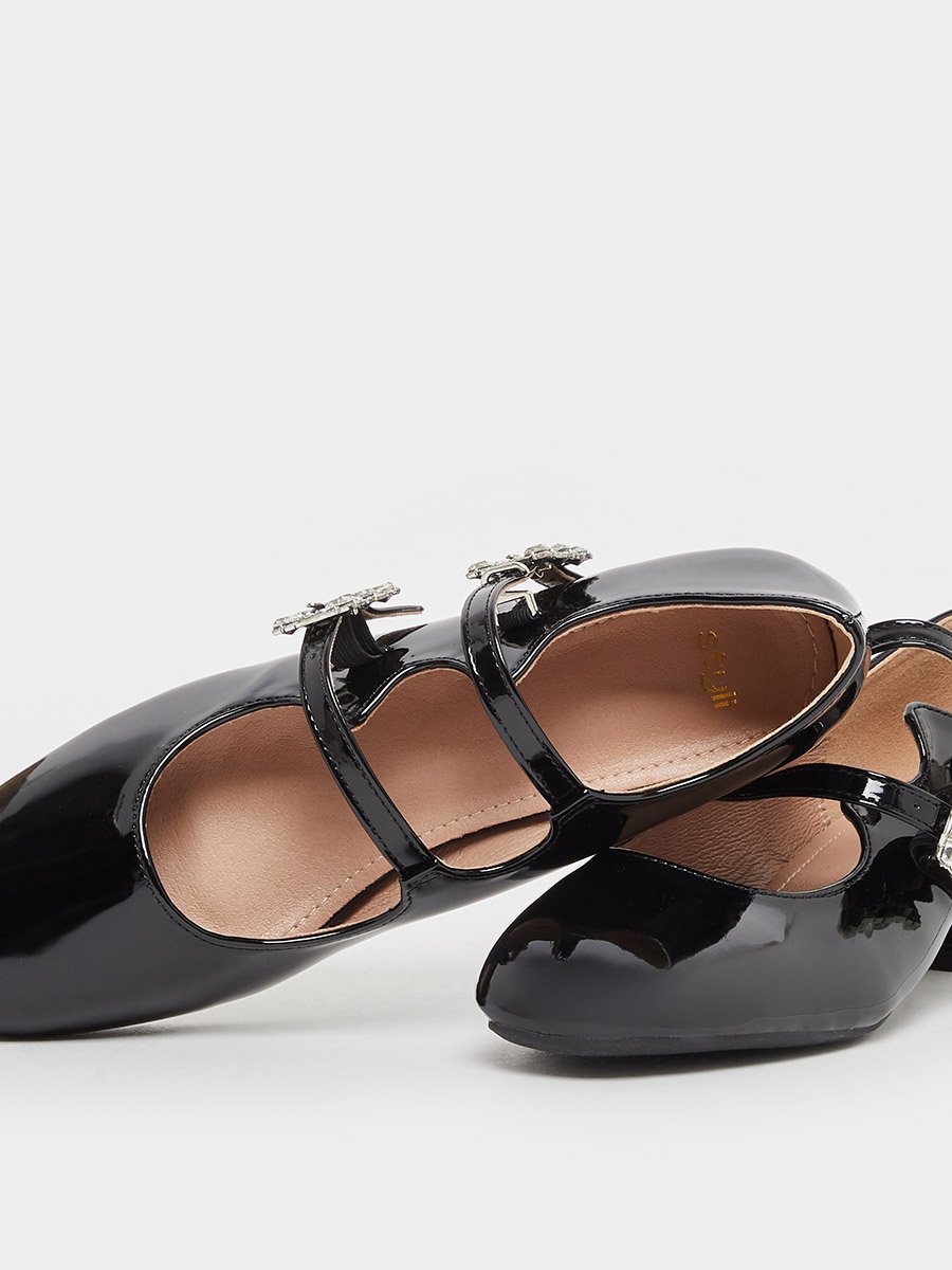 Low Heel Loafers and Moccasin