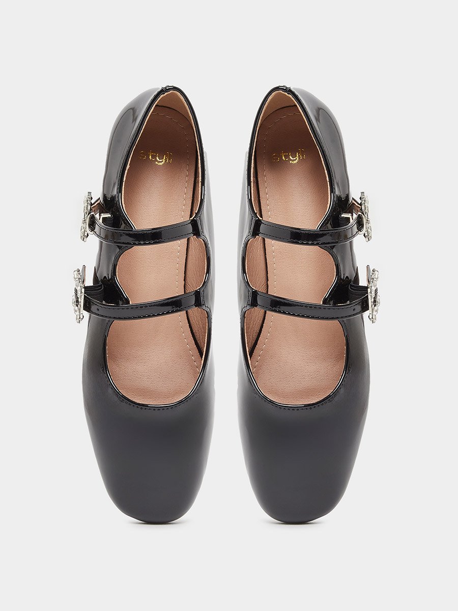 Low Heel Loafers and Moccasin
