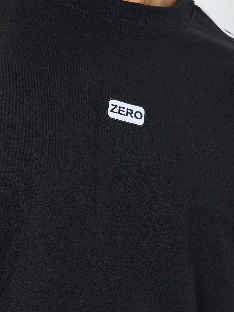 Men Black Shoulder Piping Detail Oversized T-Shirt