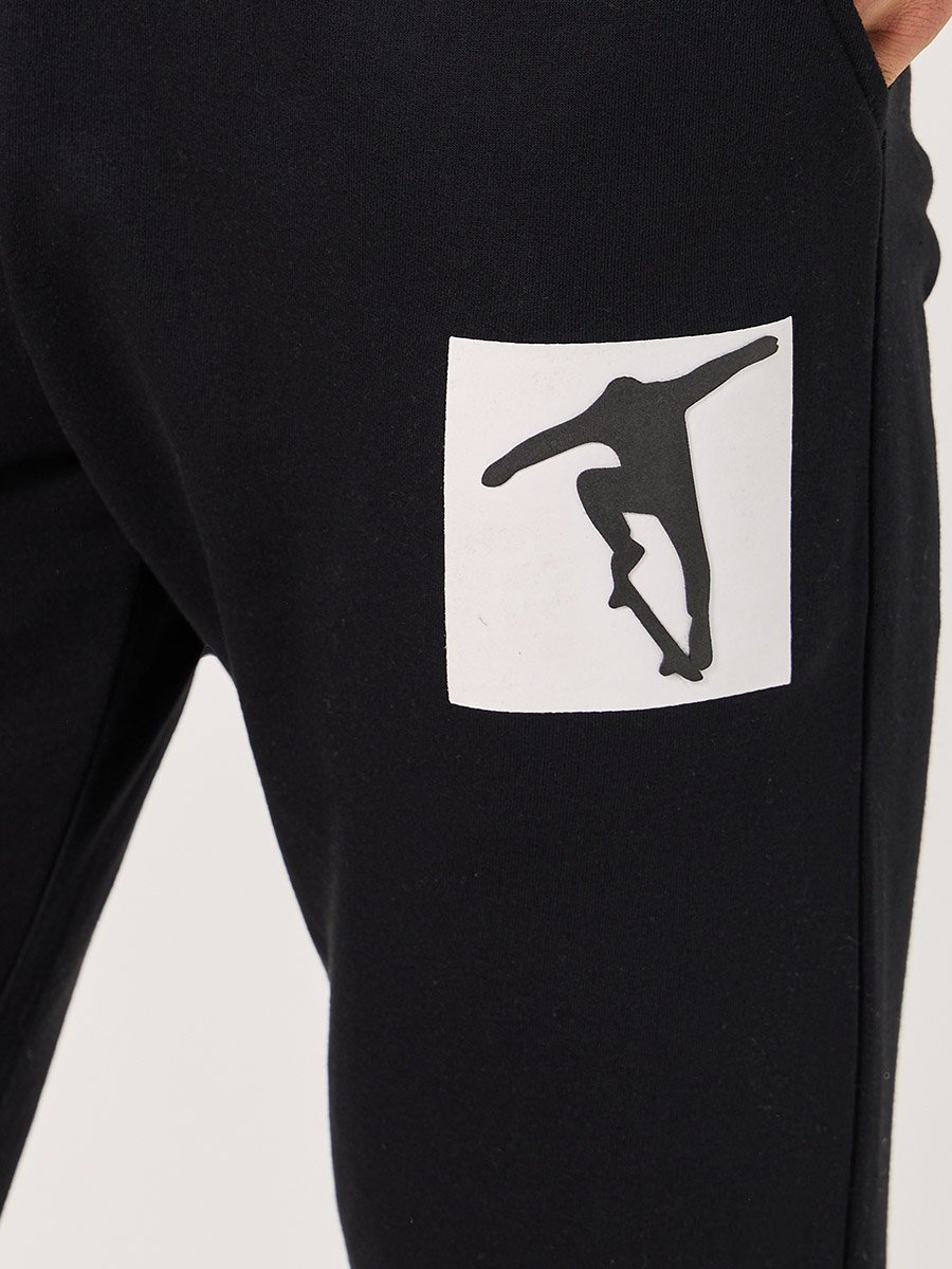 Graphic Print Pocket Detail Slim Fit Joggers