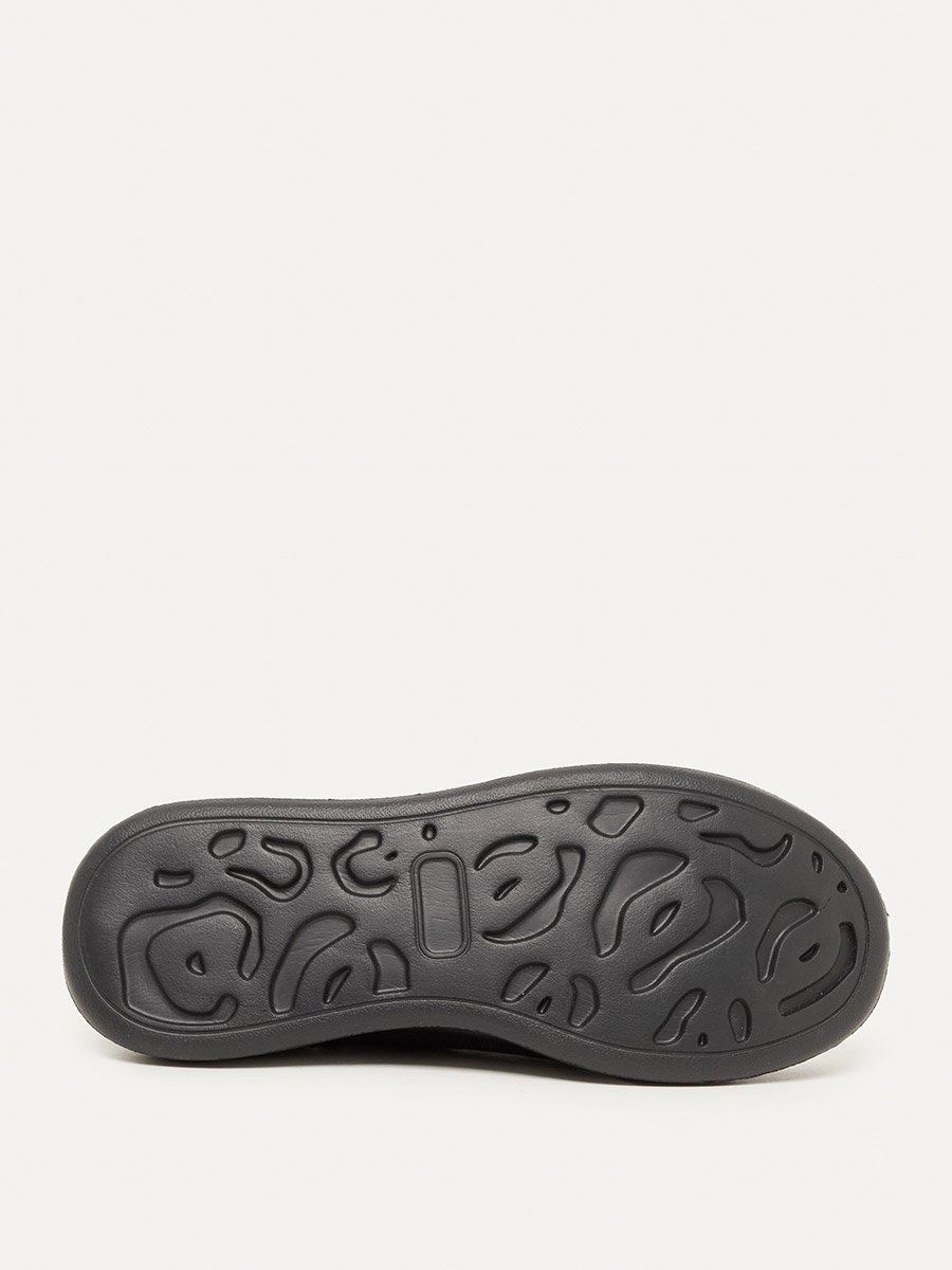 Textured Lace Up Platform Sole Sneakers