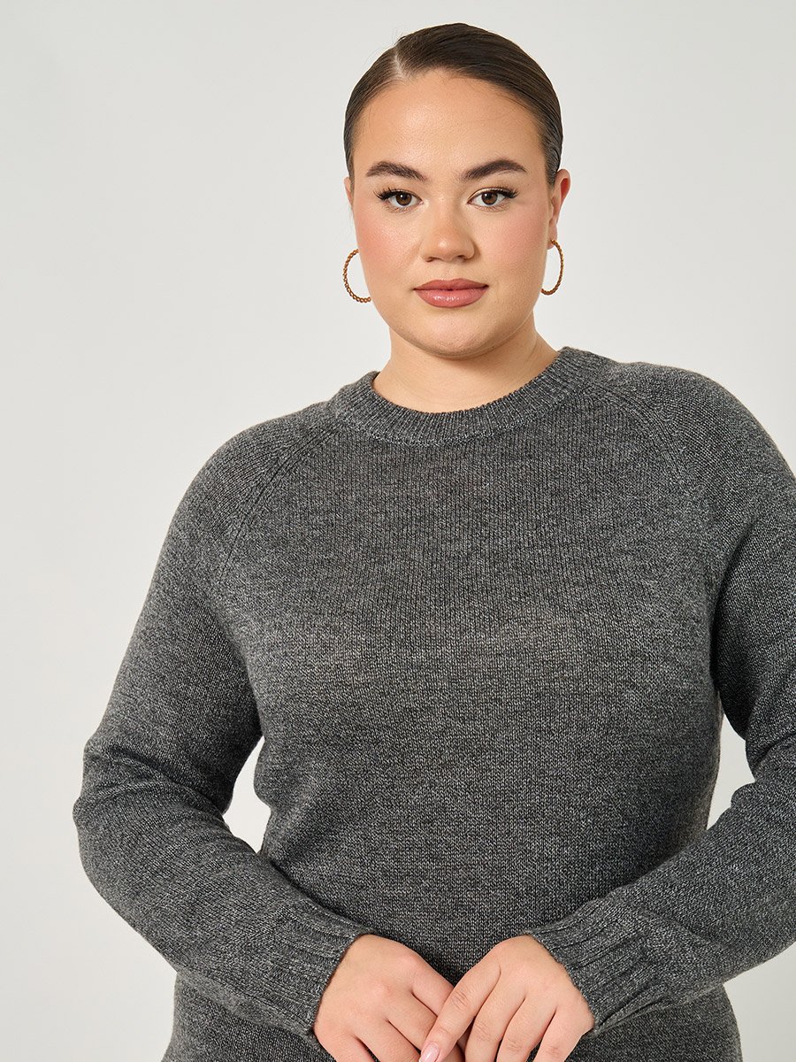 Plus Size Solid Long Sleeves Sweater Maxi Dress