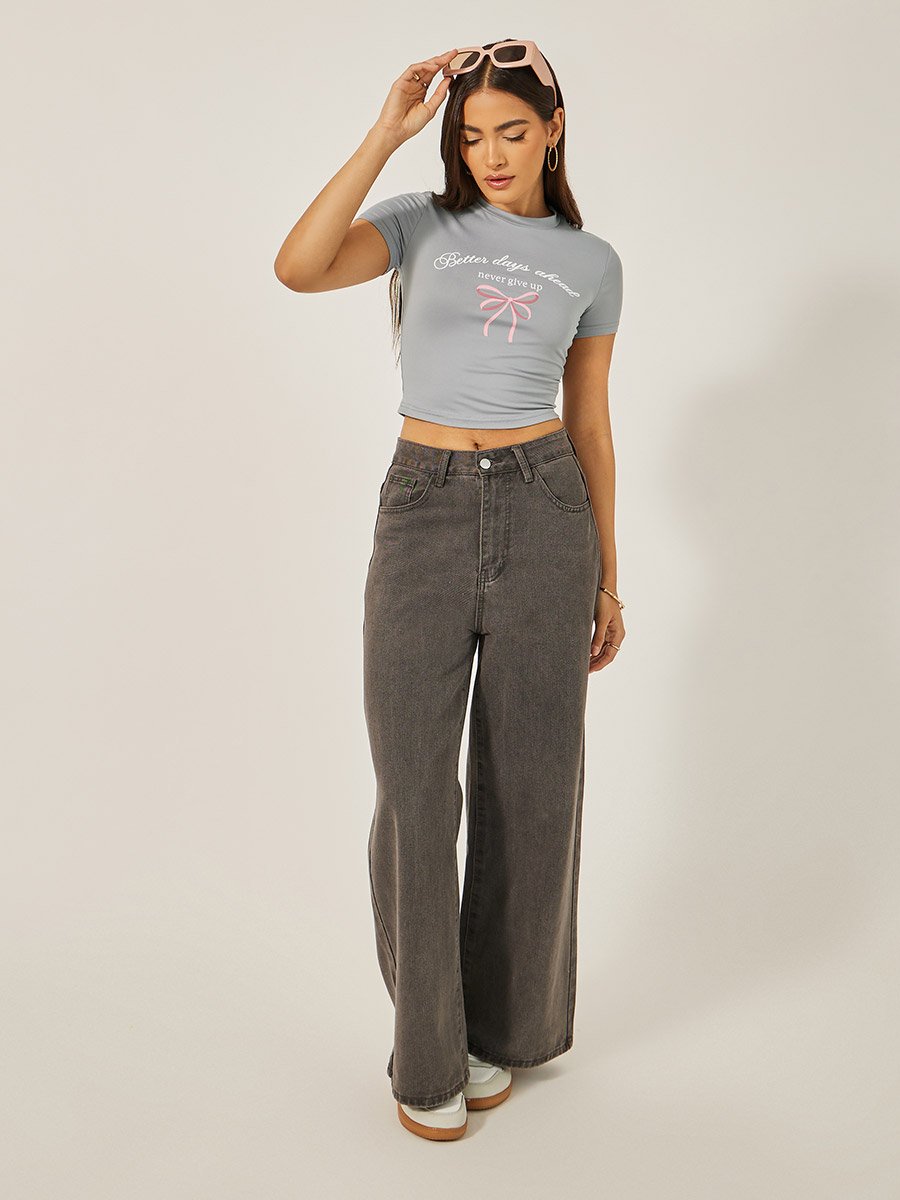 Graphic Print Fitted Round Neck Crop T-Shirt