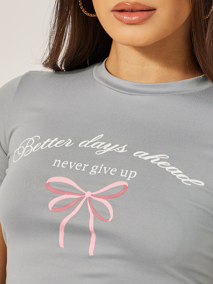 Graphic Print Fitted Round Neck Crop T-Shirt