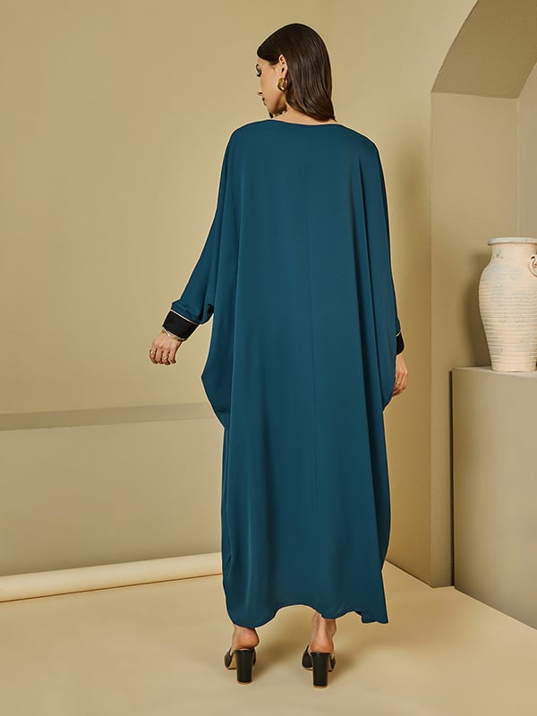 Round Neck Batwing Sleeves Jalabiya with Piping Detail