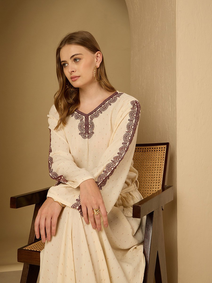Crinkled Embroidered Detail Jacquard Jalabiya with Fabric Belt