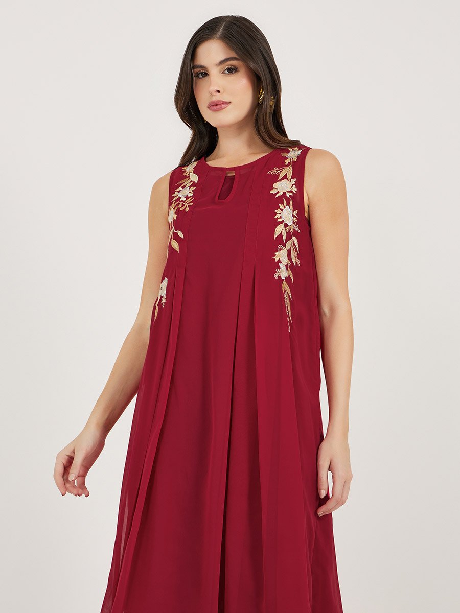 Embroidered Sleeveless Shift Maxi Dress