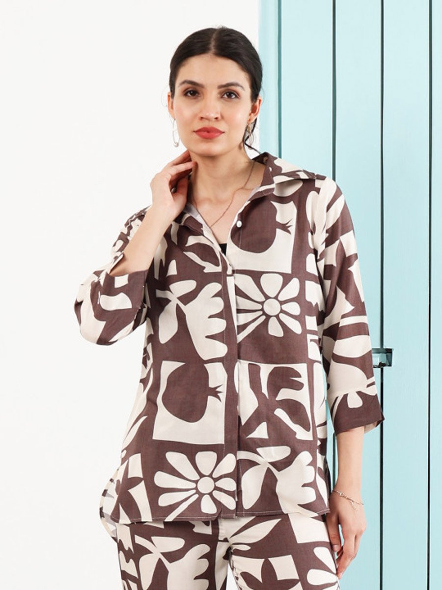 Brown Graphic Print Shirt with 3/4 Sleeves