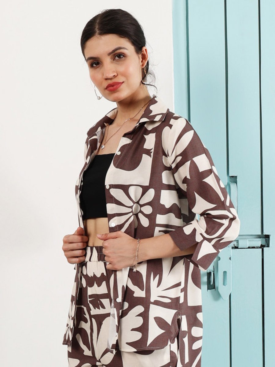 Brown Graphic Print Shirt with 3/4 Sleeves