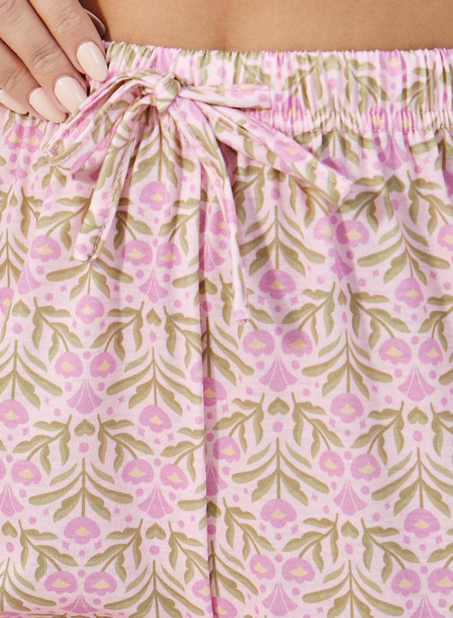 V Neck Scallop Floral Lace Trim T-Shirt and Floral Print Cuffed Pyjama Set