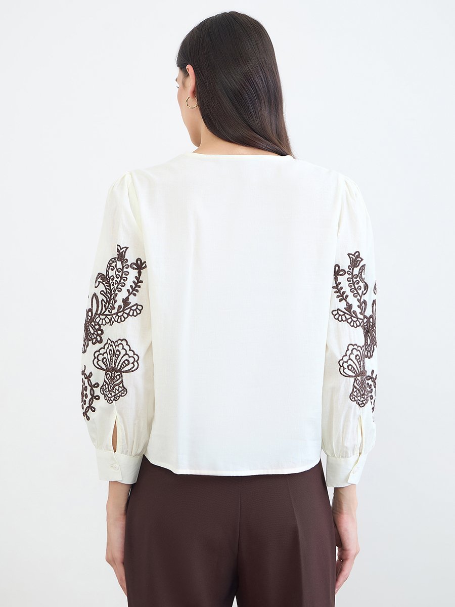 Off White Scalloped Hem Embroidered Top