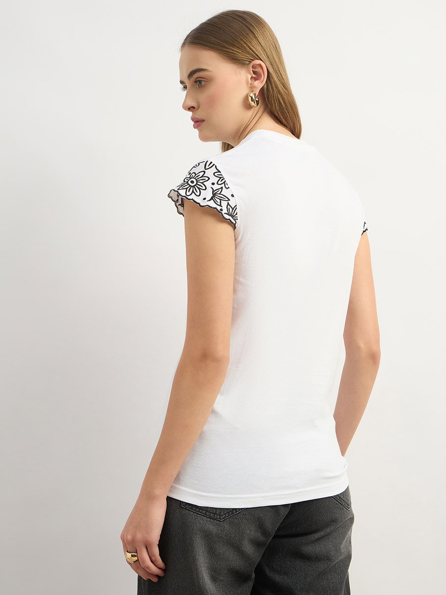 Embroidered Short Sleeve Round Neck T-Shirt