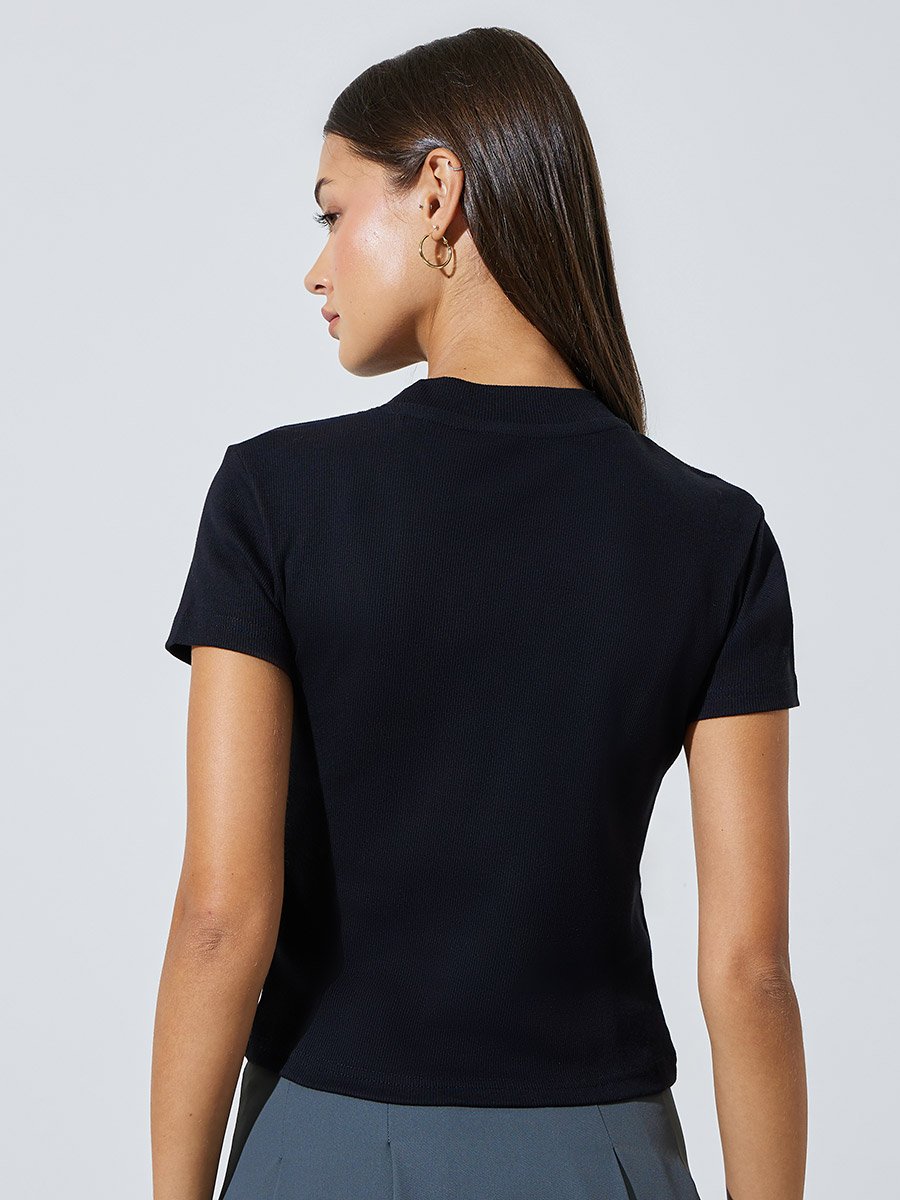 Black Ribbed Round Neck Fitted T-Shirt