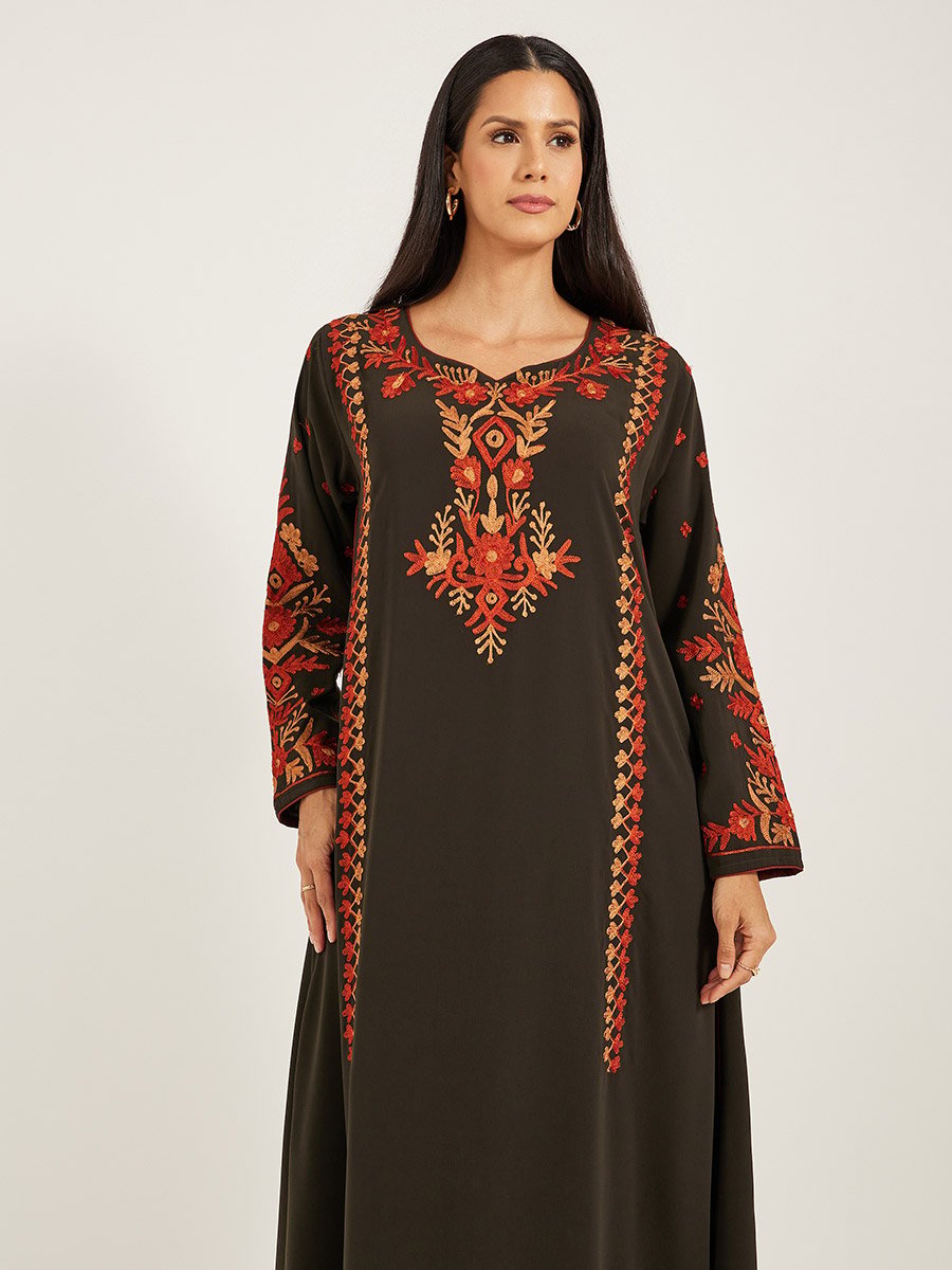 Embroidered Notch Neck Kaftan
