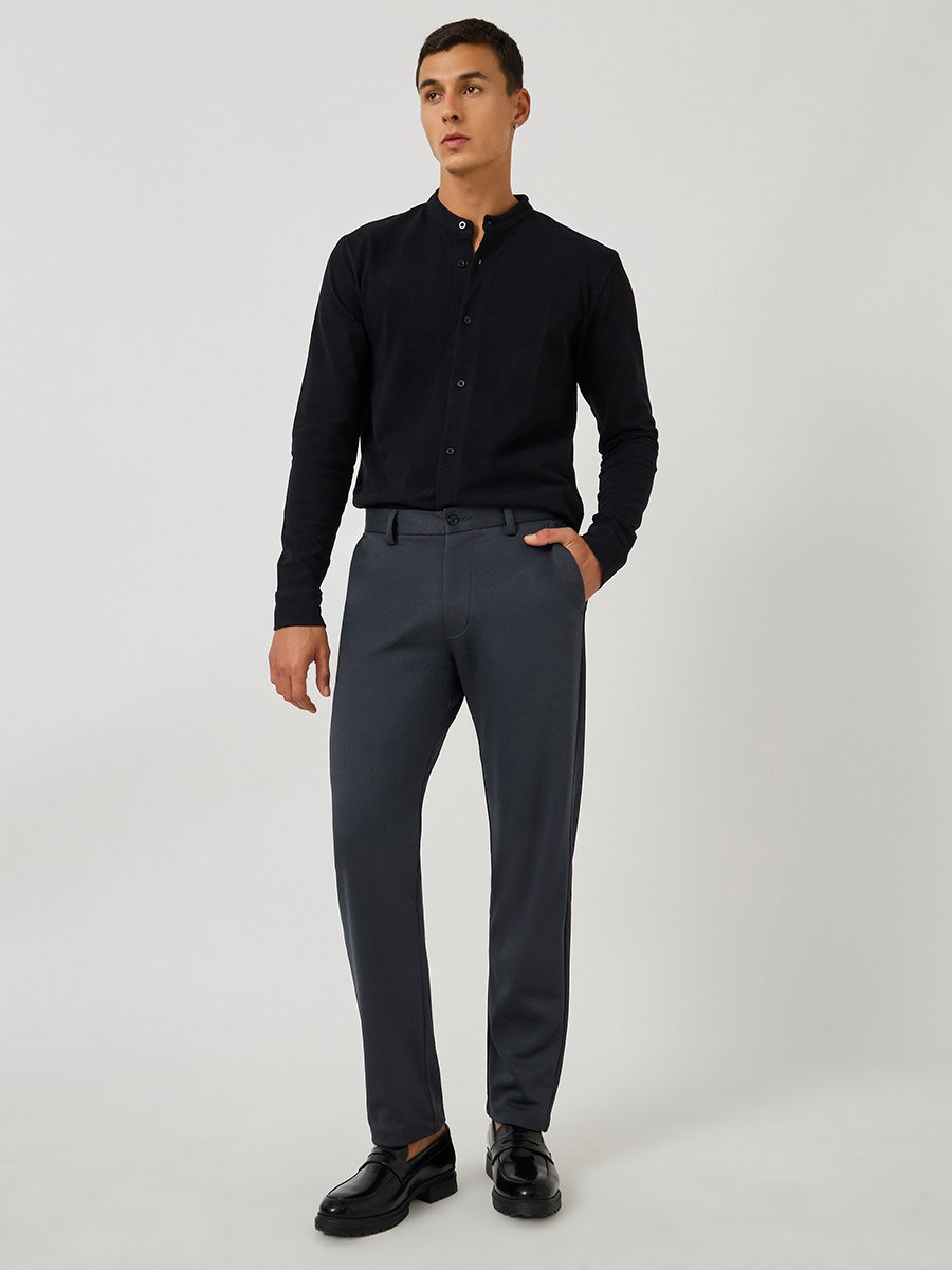 Solid Slim Fit Knitted Pants