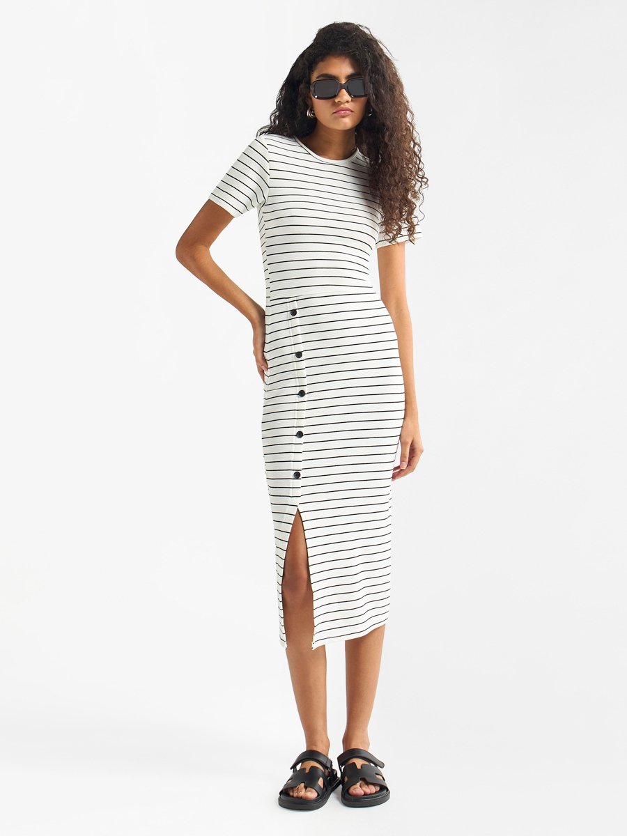Striped Midi Dress with Round Neck and Slit Detail