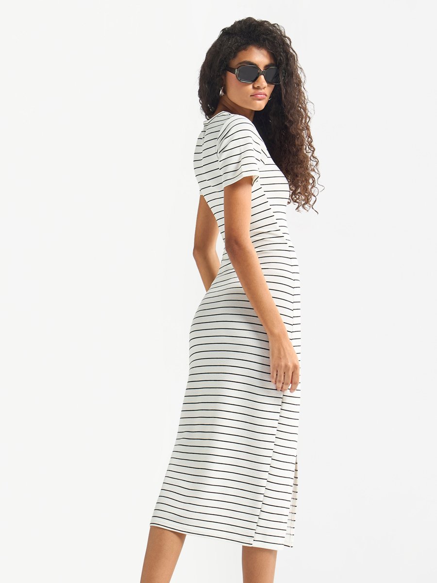 Striped Midi Dress with Round Neck and Slit Detail