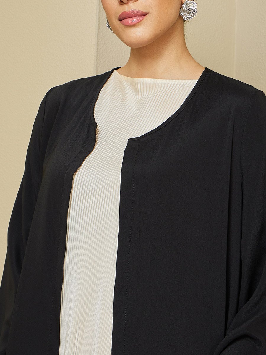 Regular Fit Front Open Crepe Abaya 