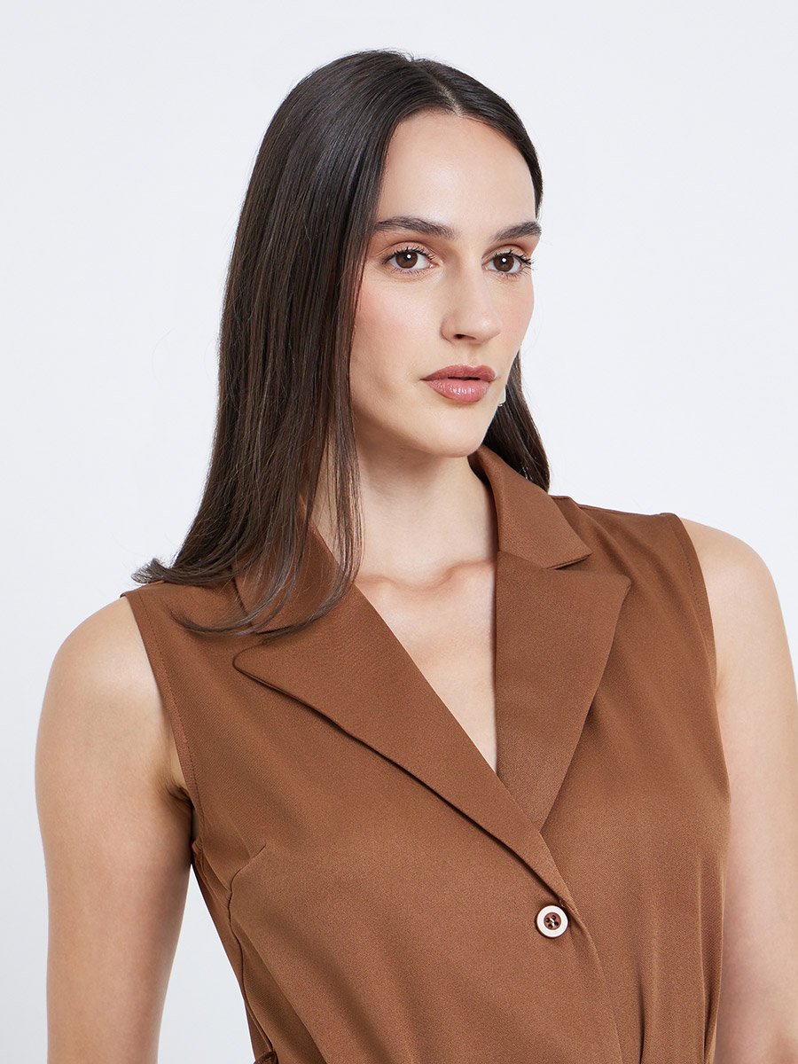 Solid Notch Label Neck Waistcoat with Belt