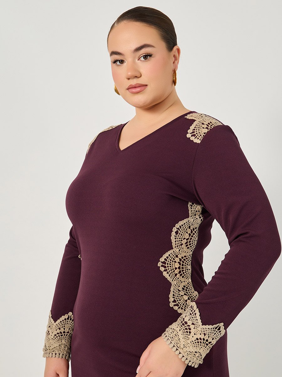 Plus Size Lace Insert V Neck Bodycon Midi Dress