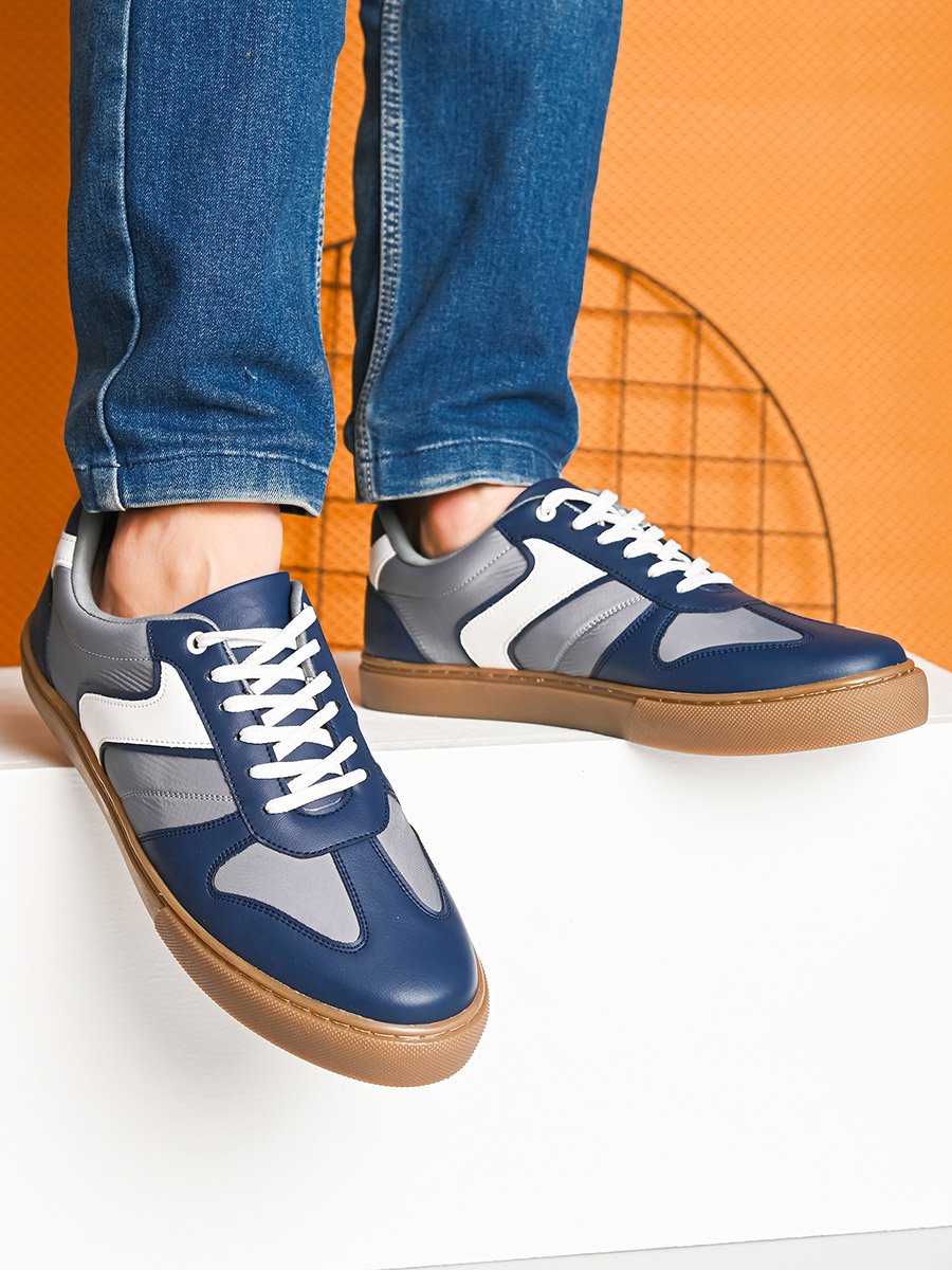 Color Block Panelled Gum Sole Sneakers