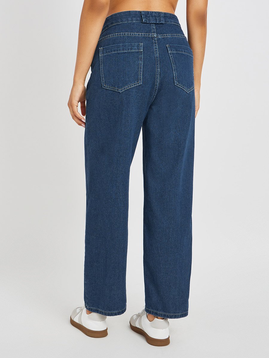 Mid Rise Cut and Sew Detail Barrel Fit Jeans with Wide Belt Loops
