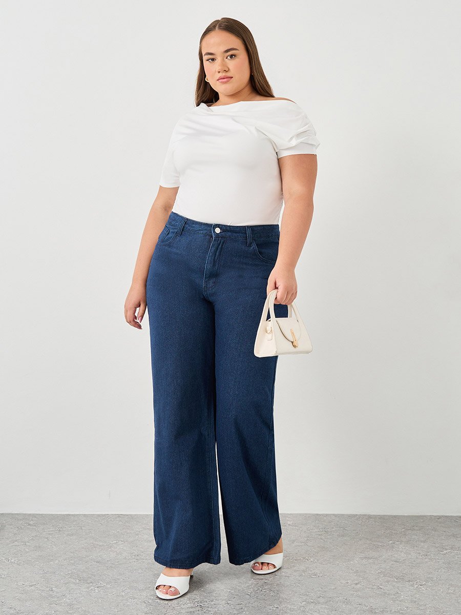 Plus High Rise Loose Fit Jeans