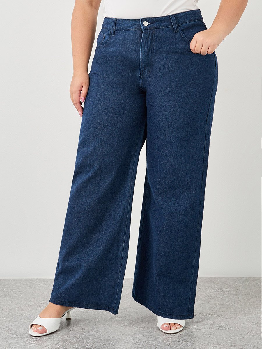 Plus High Rise Loose Fit Jeans