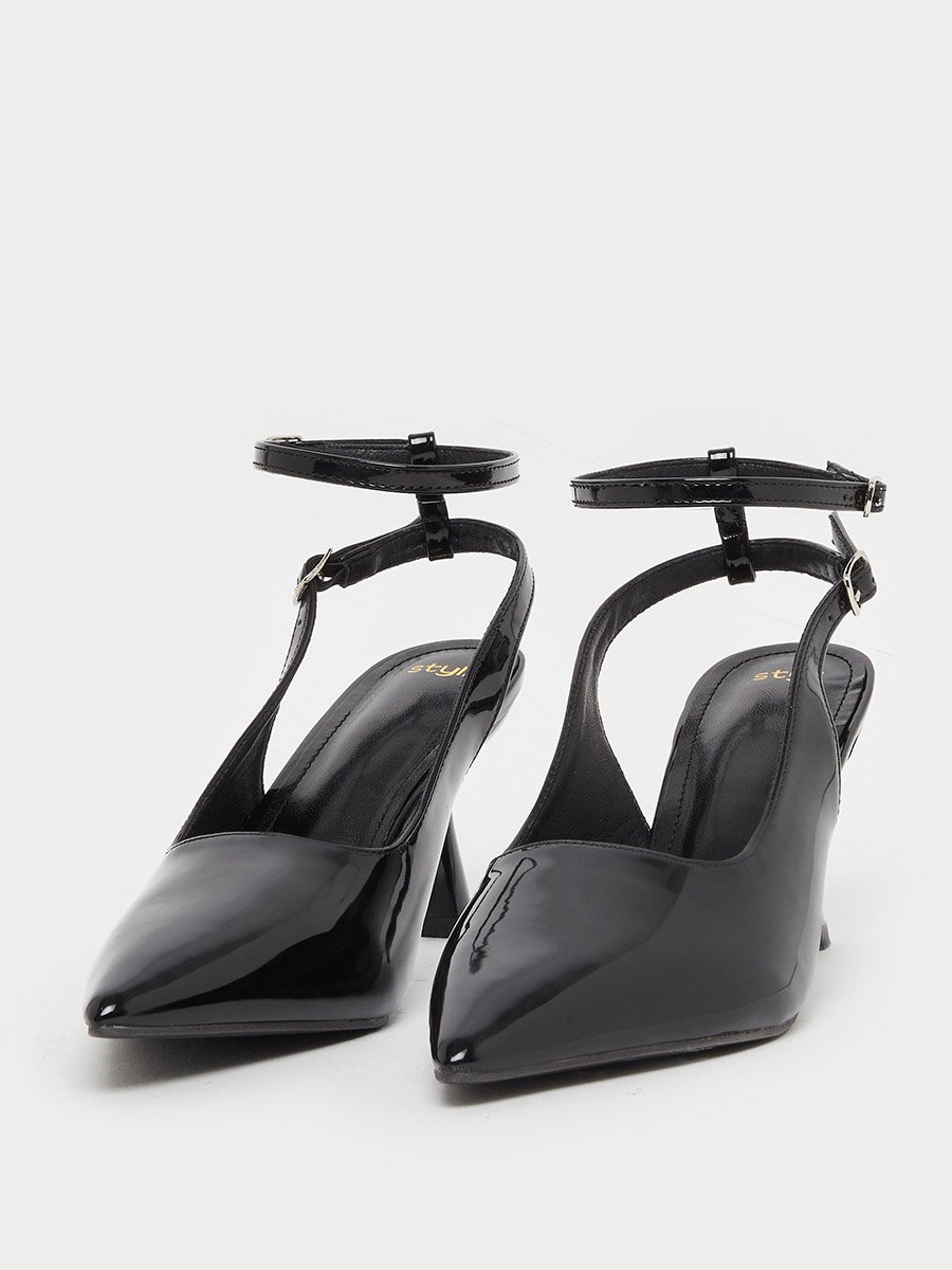 Plain Pointed Toe Ankle Strap Heel Shoes