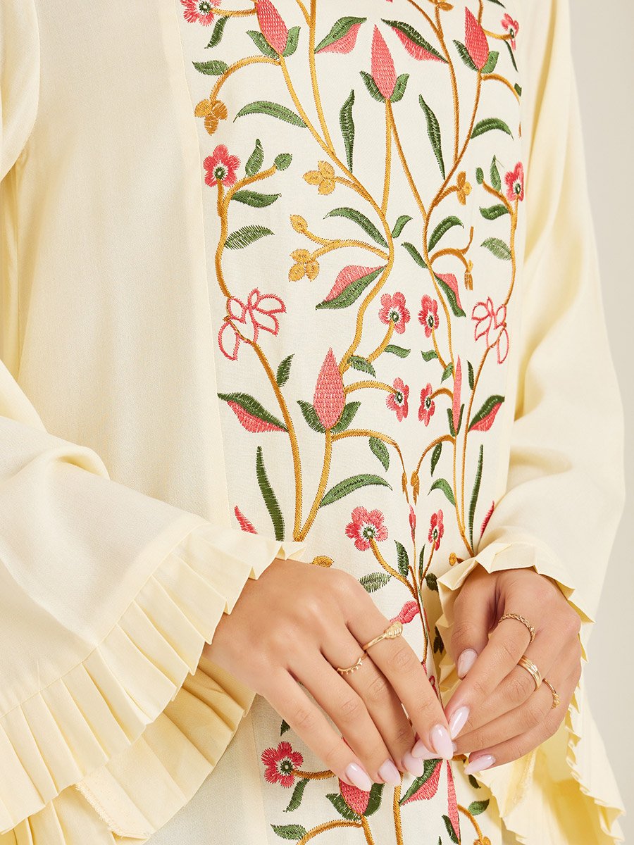 Women Cream Floral Embroidered Jalabiya