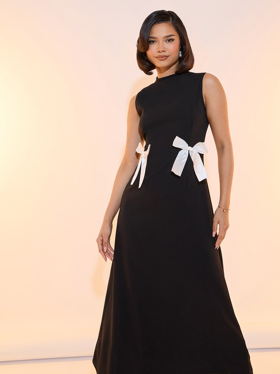 Bow Detail Sleeveless A-Line Midi Dress