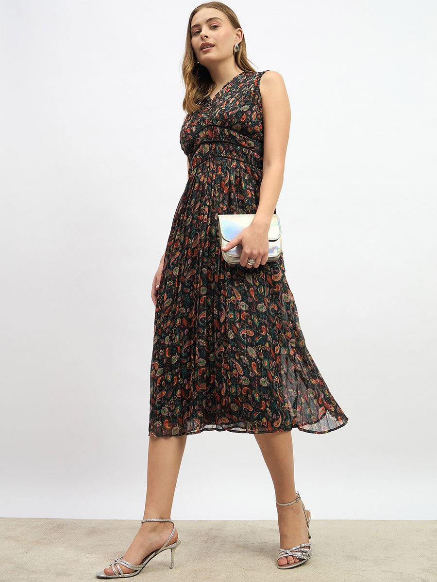 Paisley Print Pleated A-Line Midi Dress