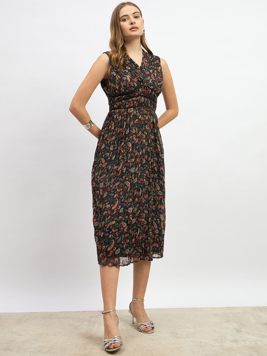 Paisley Print Pleated A-Line Midi Dress