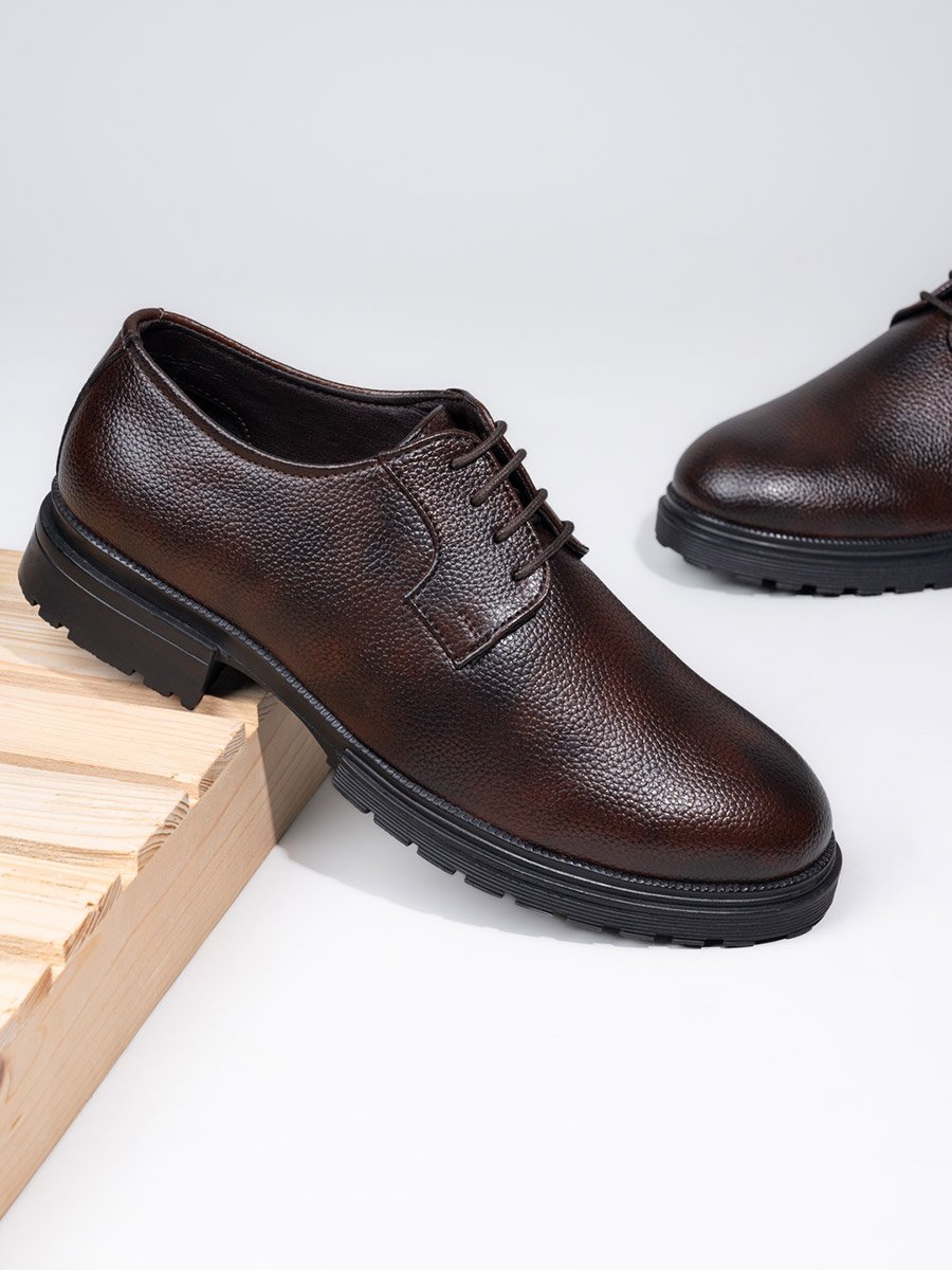 Grain Faux Leather Oxford Lace Up Shoes