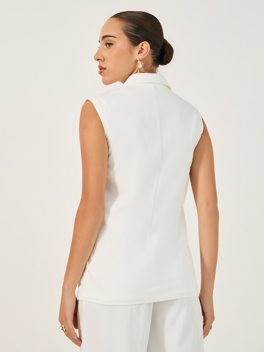 Solid Boxy Fit Sleeveless Blazer with Pockets