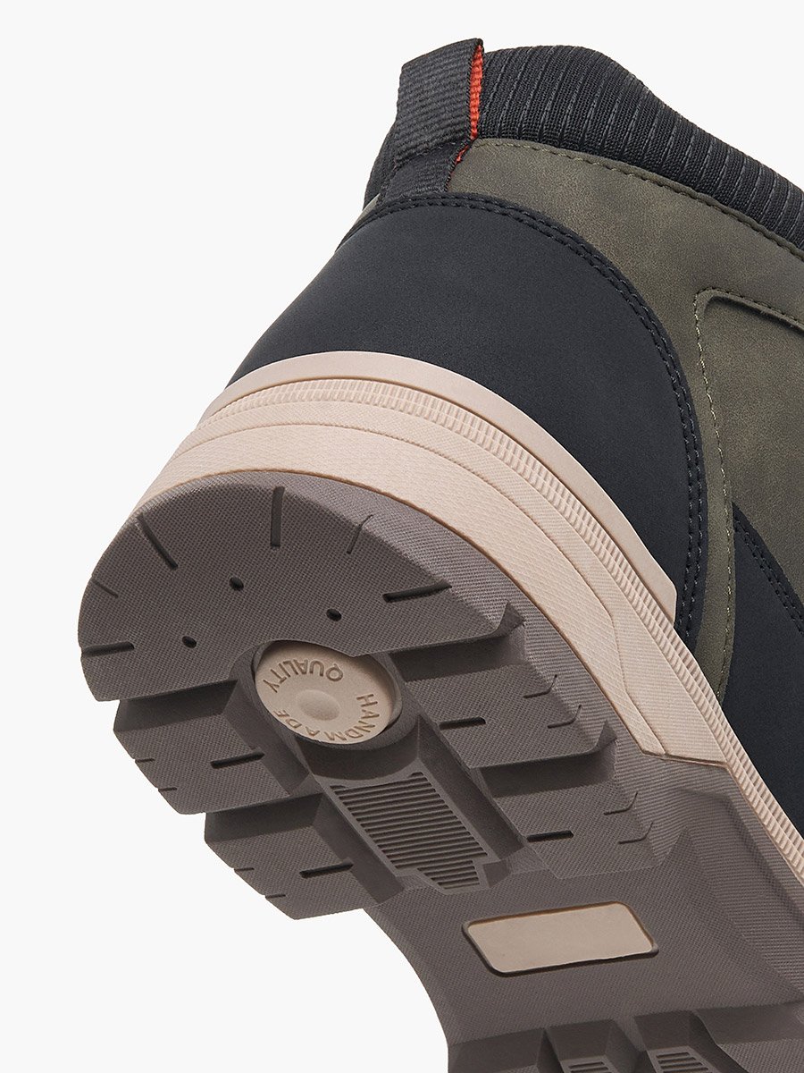 Panelled Lace-Up Chukka Boots