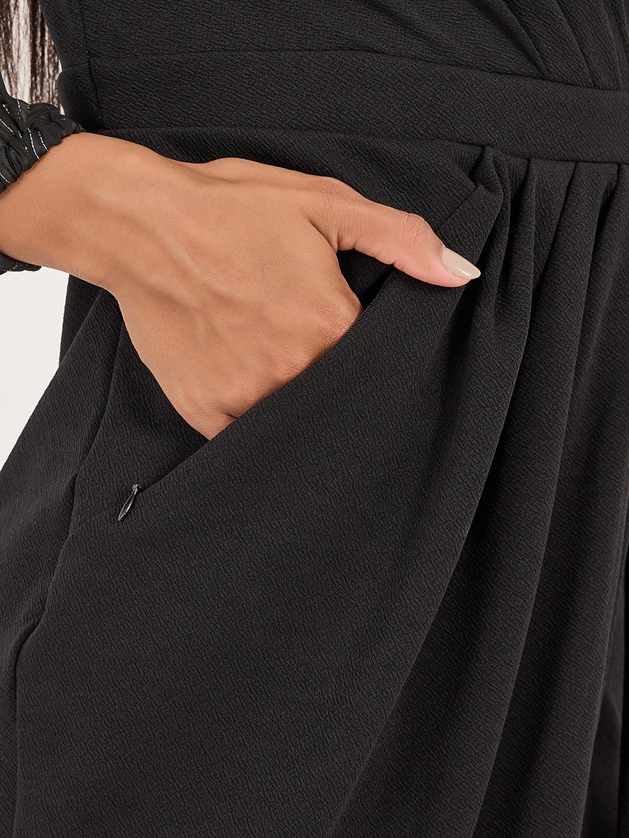 Solid Pleated Sheath Knee Length Dress