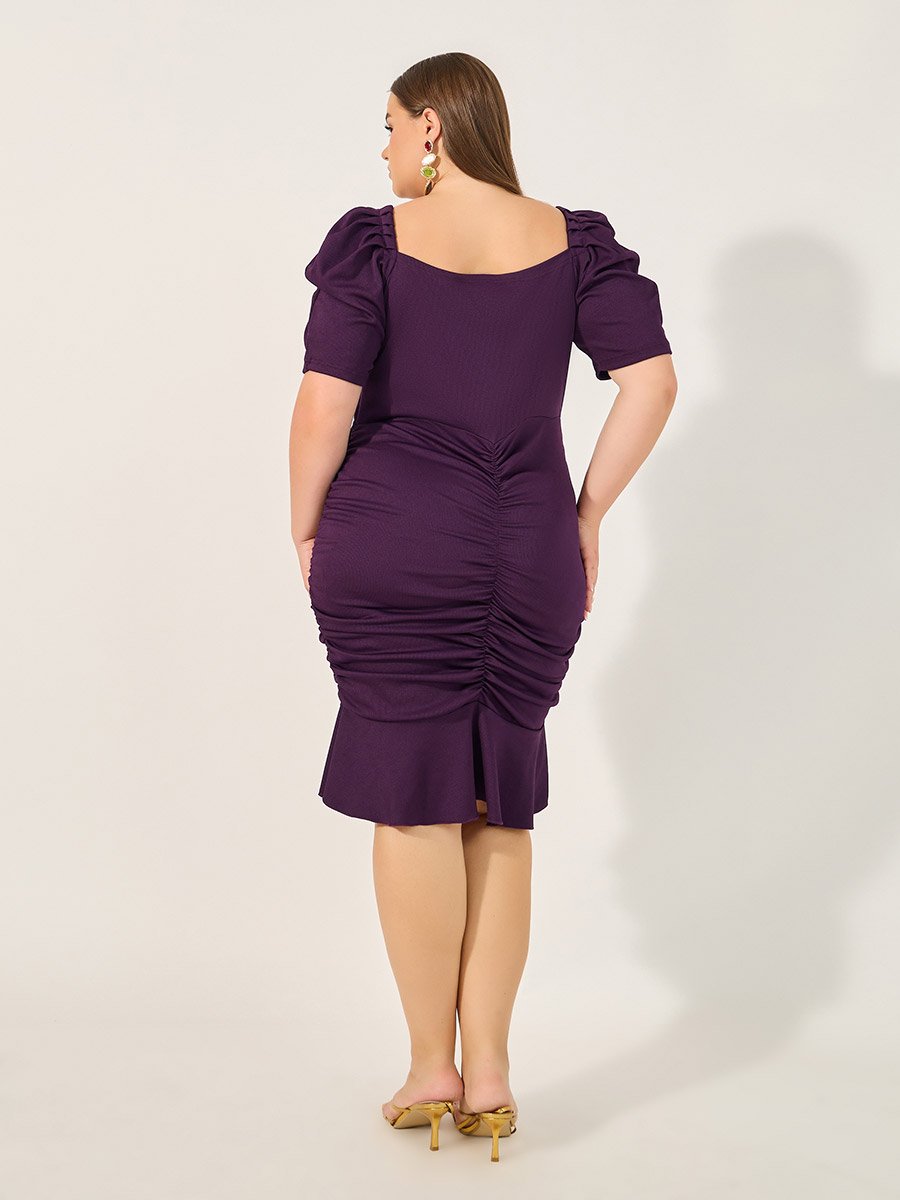Plus Size Solid Ruched Detail Sheath Knee Length Dress