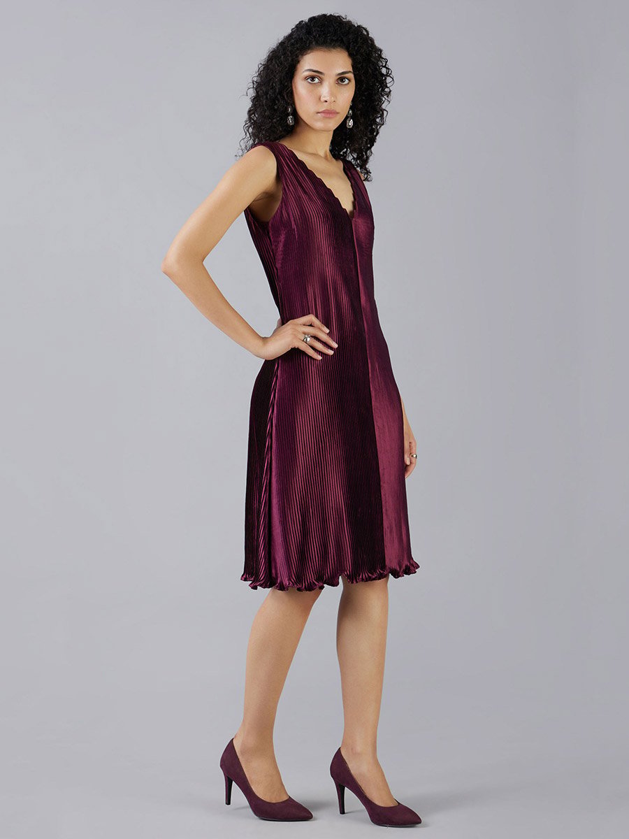 Pleated V Neck A-Line Midi Dress