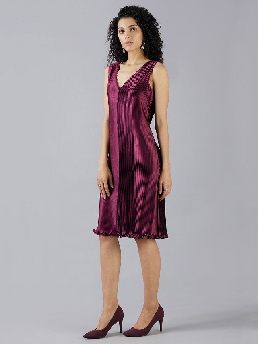 Pleated V Neck A-Line Midi Dress