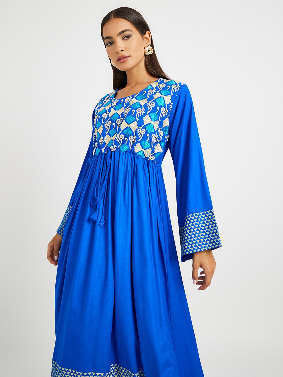 Blue Geometric Print Embroidered Yoke Jalabiya