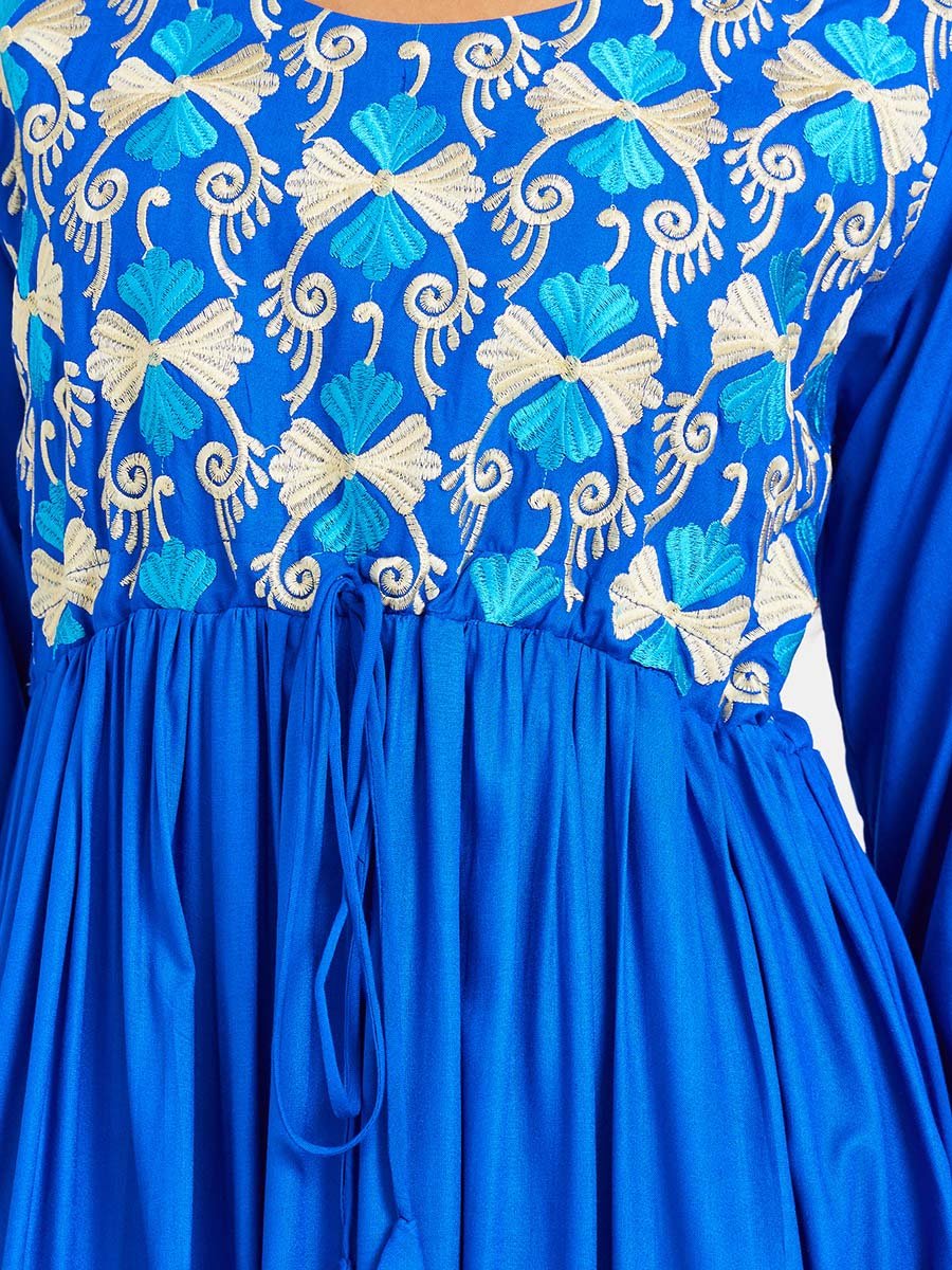 Blue Geometric Print Embroidered Yoke Jalabiya