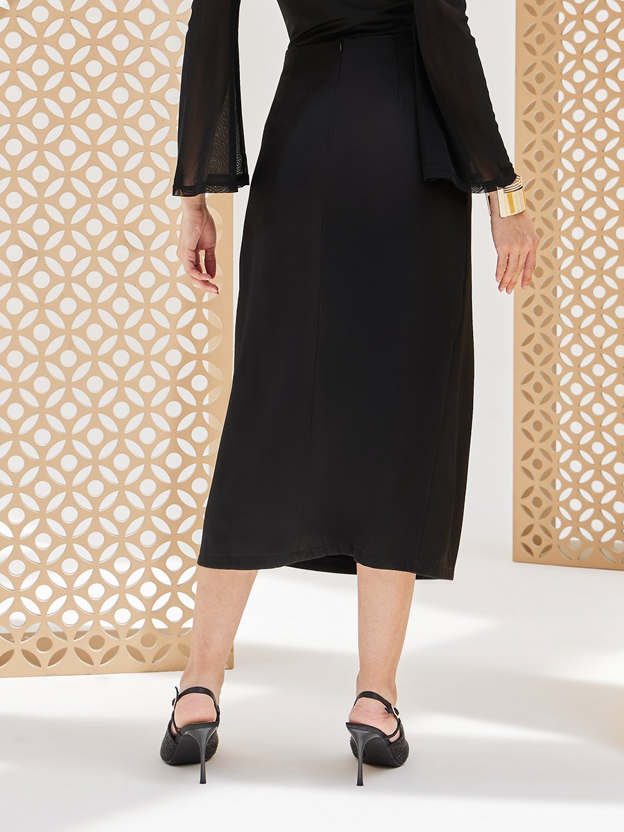 Solid Knot Detail A-Line Midi Skirt