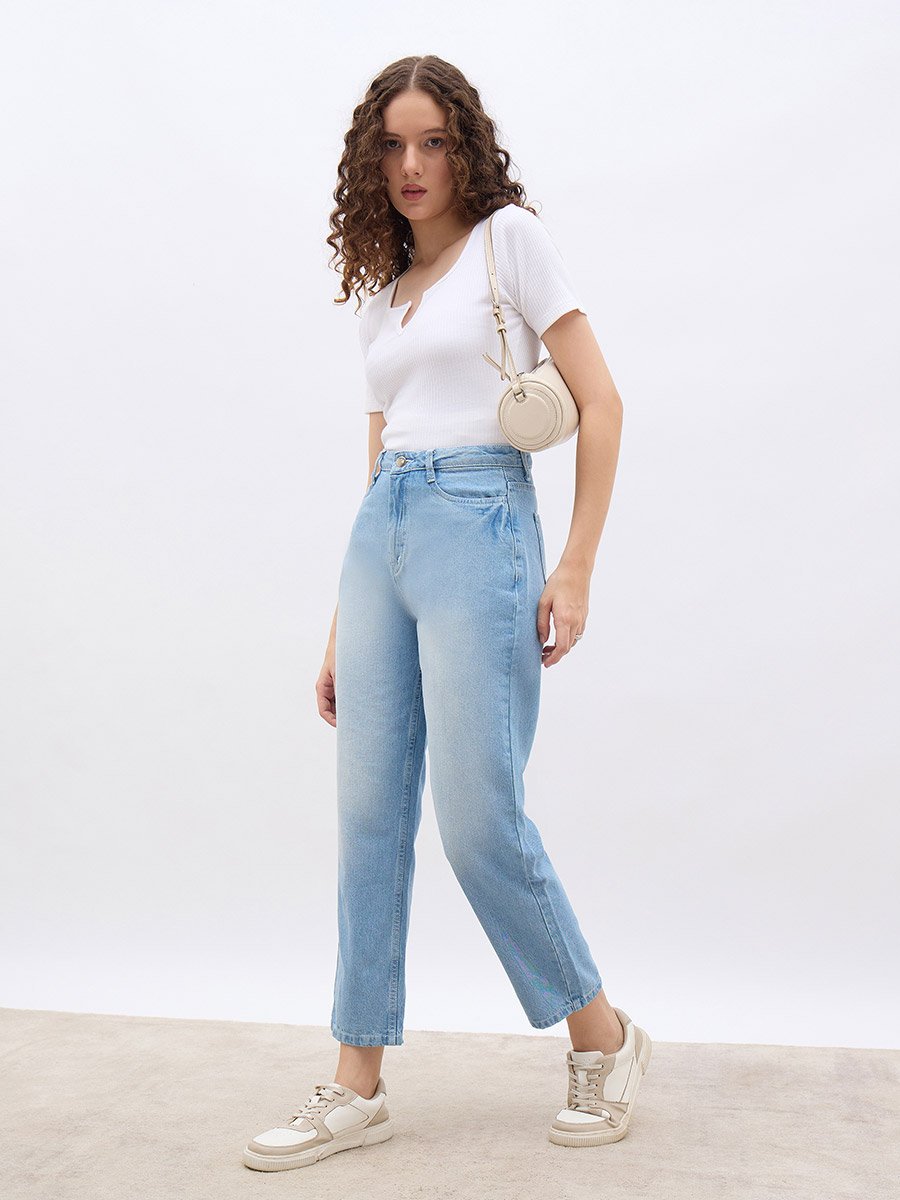 High Rise Faded Straight Fit Jeans