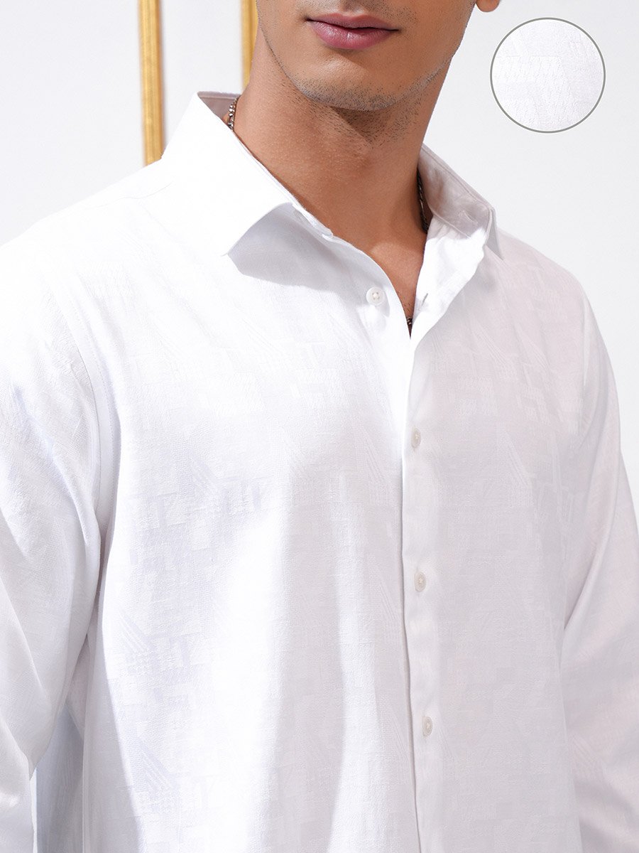 Solid Slim Fit Collared Shirt