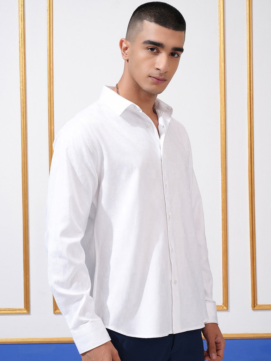 Solid Slim Fit Collared Shirt